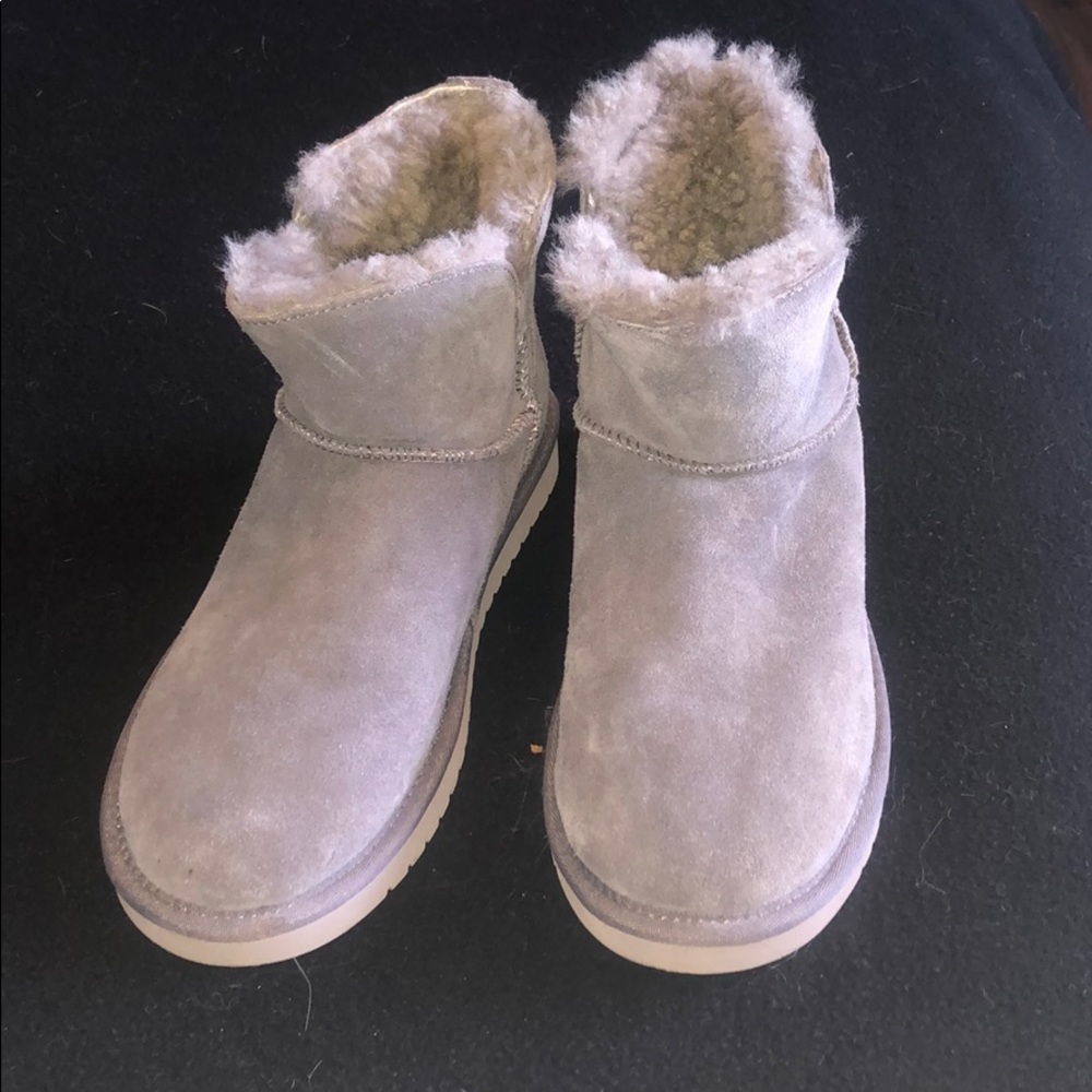 Kookaburra boots!